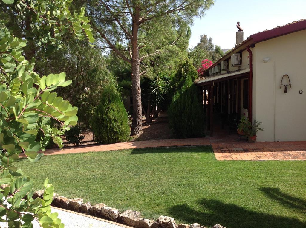 Agriturismo Casalicchio Cammarata ภายนอก รูปภาพ